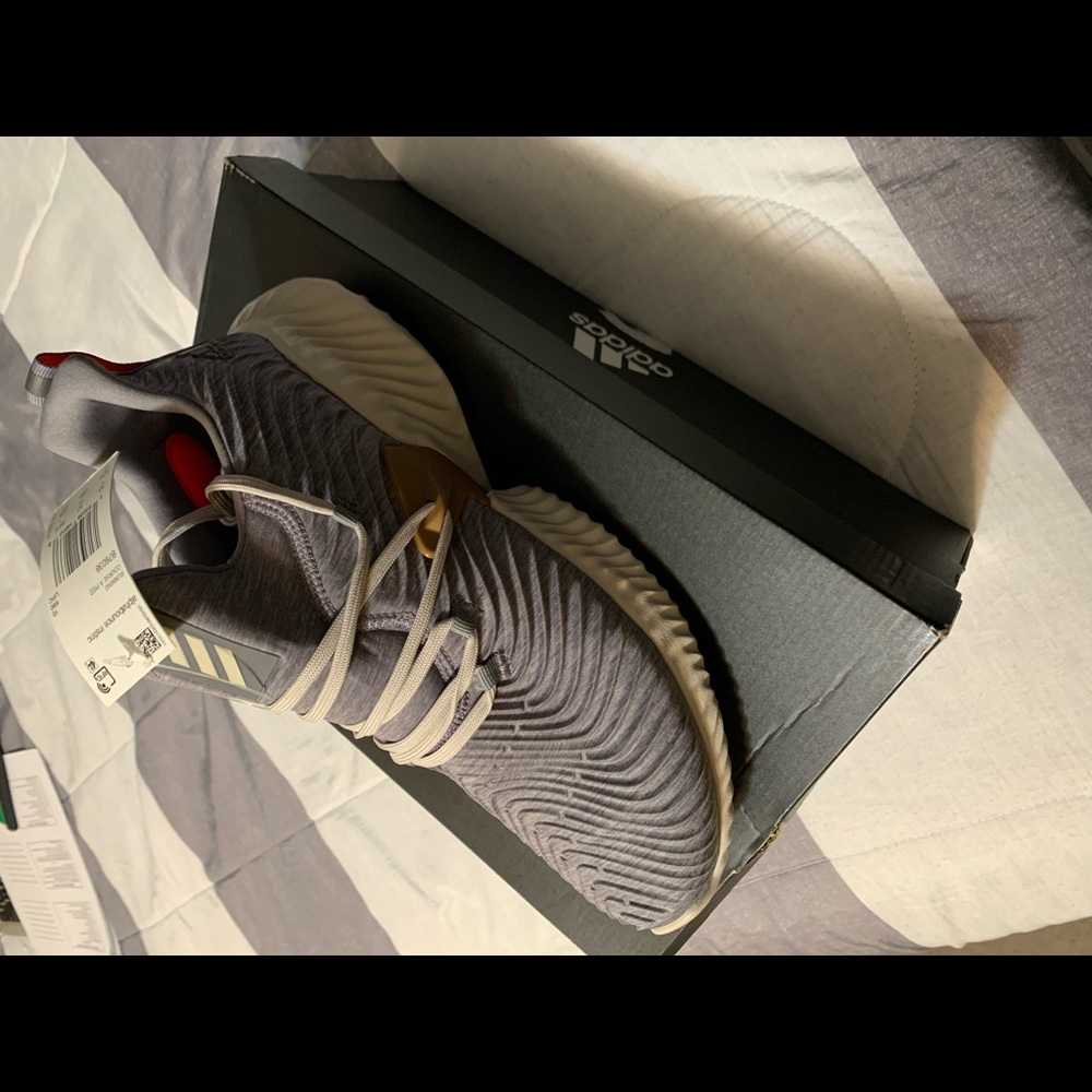 Adidas Alphabounce - Picture 4 of 4